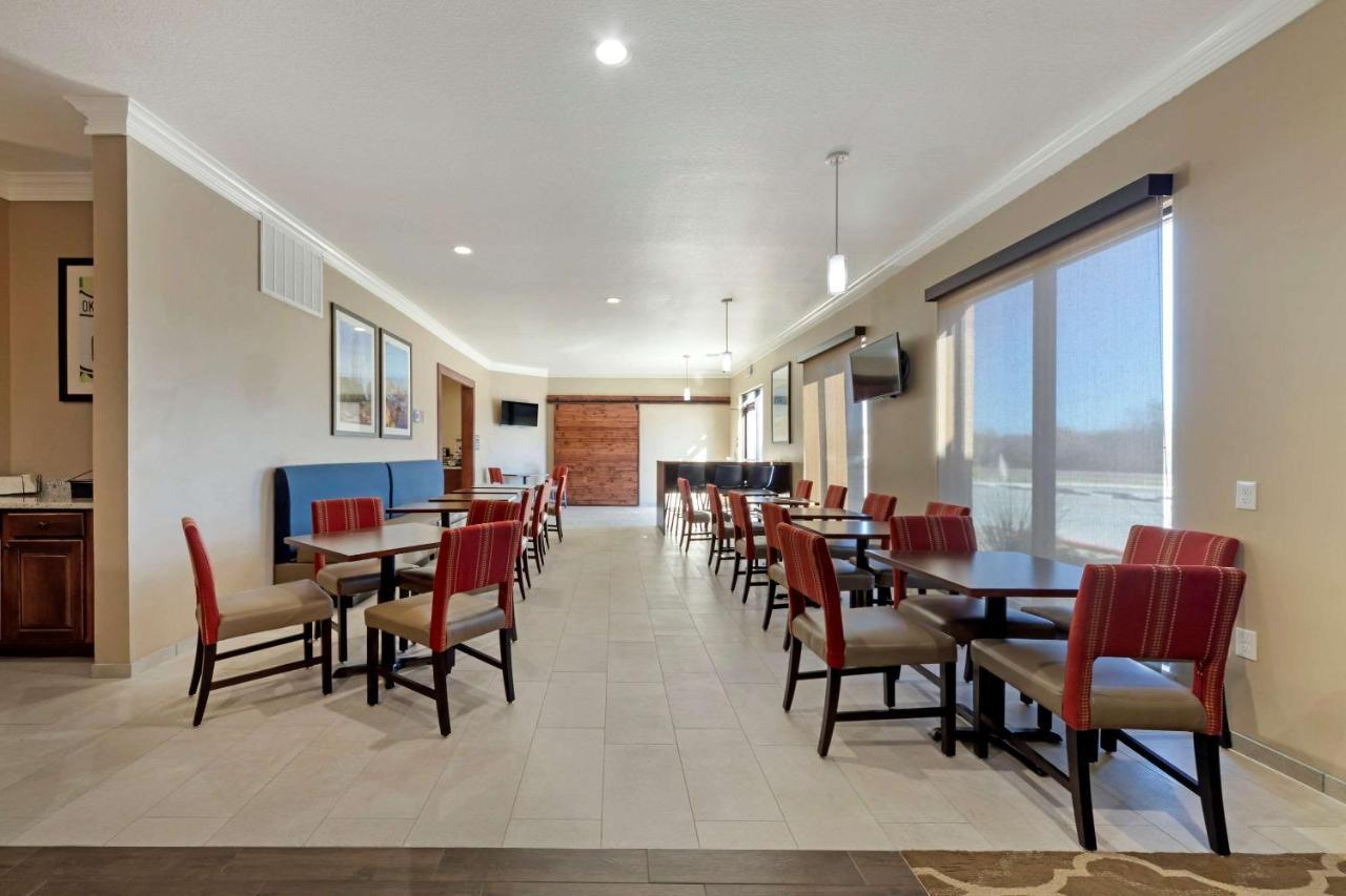 Comfort Inn & Suites Harrah Choctaw Ngoại thất bức ảnh